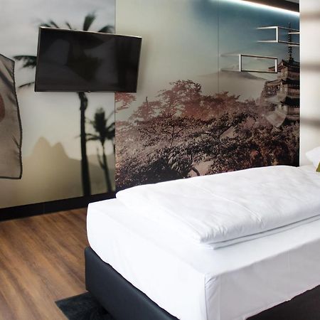 Pfu Hotel By Wmm Hotels พฟุงชตัดท์ ภายนอก รูปภาพ